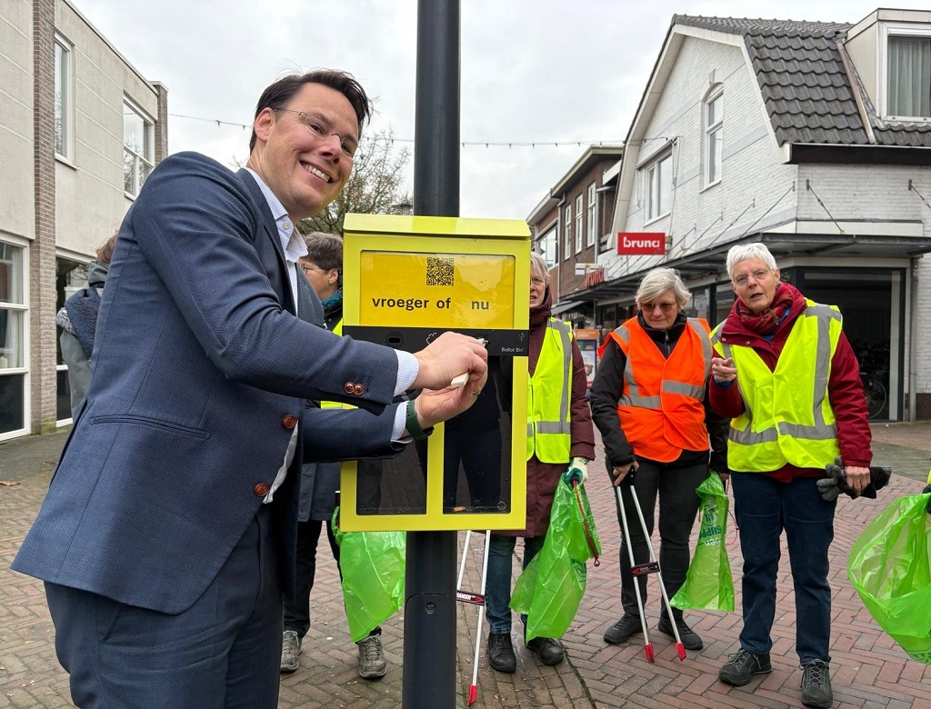 Onthulling peukenstempaal